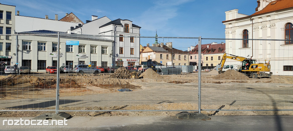 Remont Placu M. Stefanidesa i Placu Wolności w Zamościu