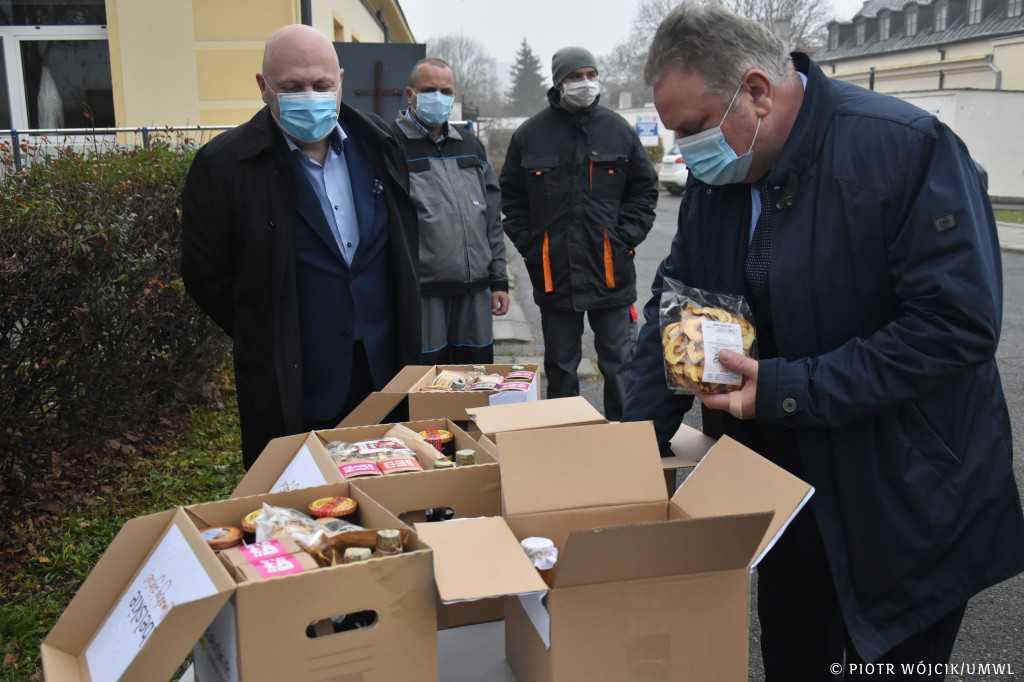 Lubelskie wspiera medyków