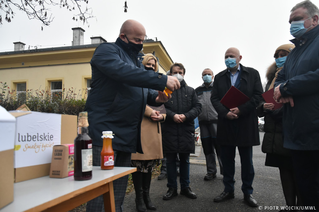 Lubelskie wspiera medyków