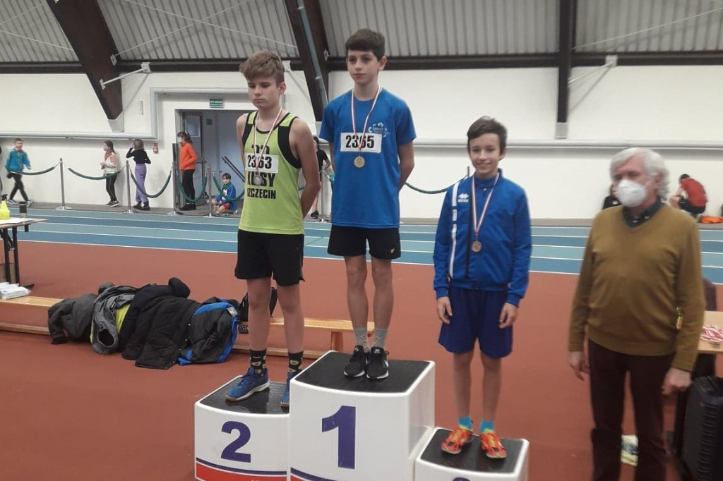 V Halowe Mistrzostwa Czwartków Lekkoatletycznych