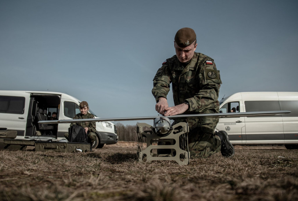 Operatorzy dronów z Lubelskiej Brygady OT ćwiczyli na poligonie