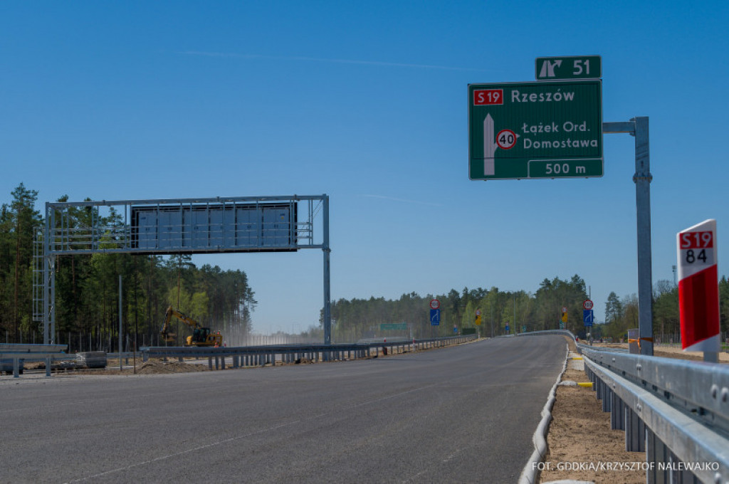 Postępy prac na budowie S19 między Kraśnikiem a węzłem Lasy Janowskie