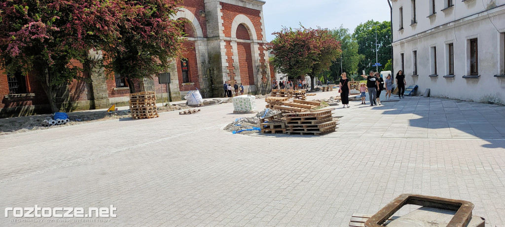 Remont Placu M. Stefanidesa i Placu Wolności w Zamościu