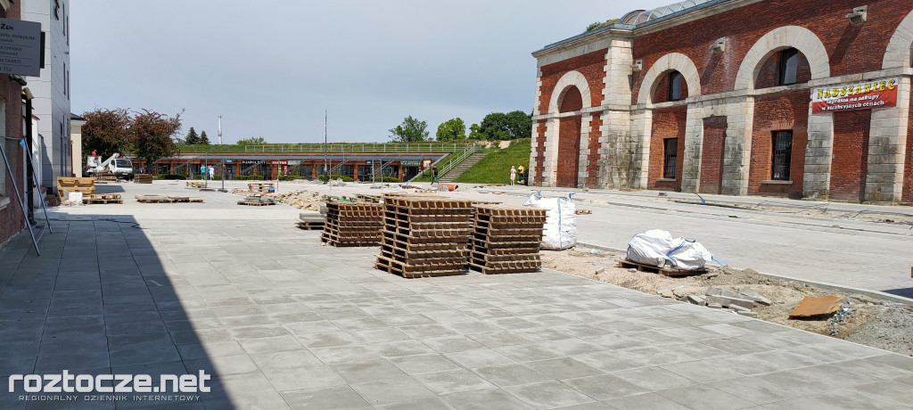 Remont Placu M. Stefanidesa i Placu Wolności w Zamościu