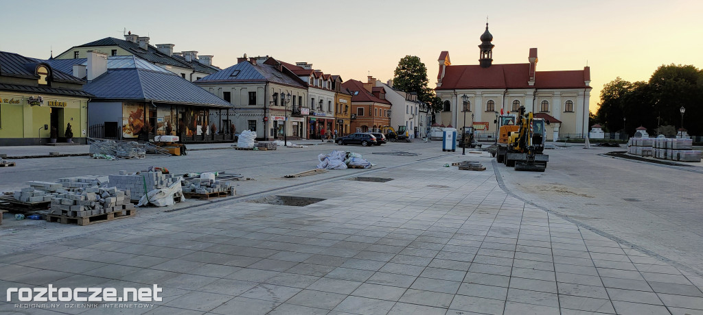 Remont Placu M. Stefanidesa i Placu Wolności w Zamościu