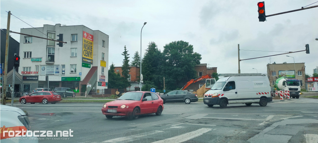 Przebudowa skrzyżowania ulic Partyzantów - Orląt Lwowskich - Odrodzenia