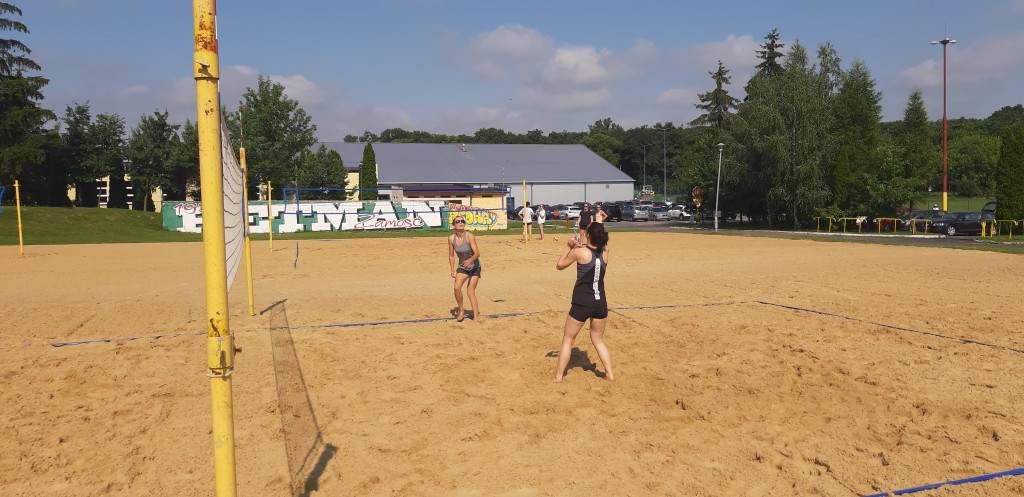 KOMUNIKAT KOŃCOWY I TURNIEJU SIATKÓWKI PLAŻOWEJ KOBIET LATO 2021