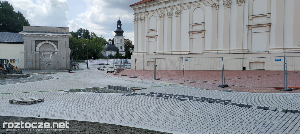 Remont Placu M. Stefanidesa i Placu Wolności w Zamościu