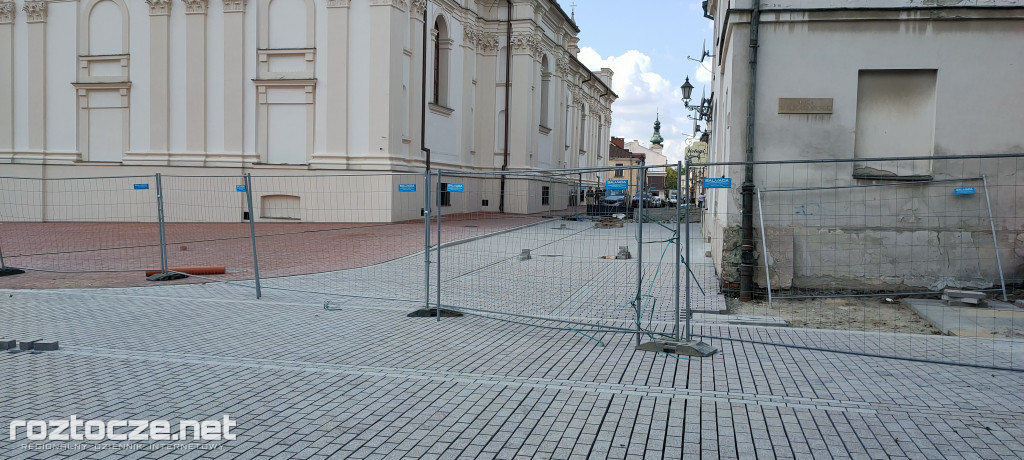 Remont Placu M. Stefanidesa i Placu Wolności w Zamościu