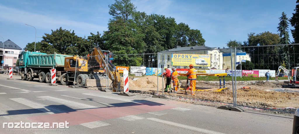 Przebudowa ulic Piłsudskiego - Sadowa - Peowiaków