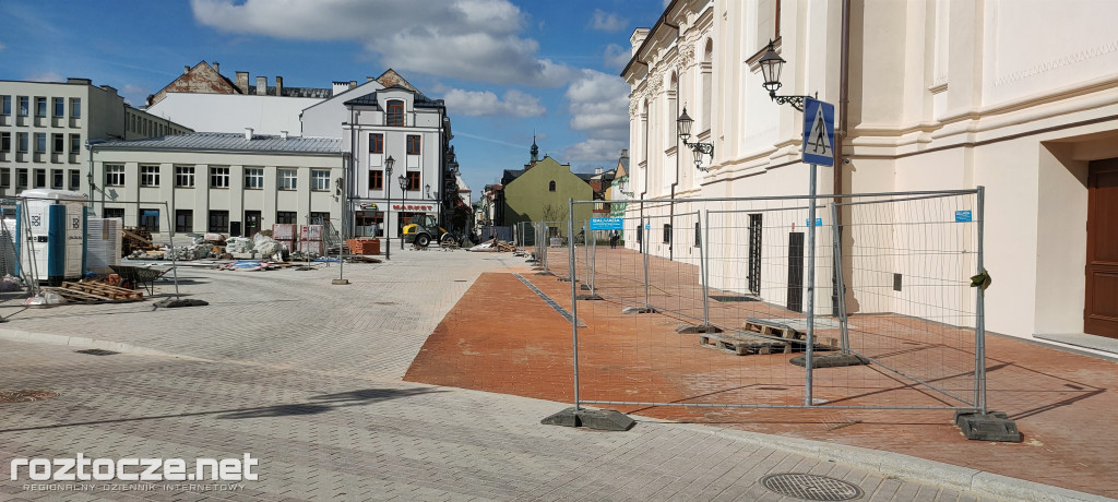 Remont Placu M. Stefanidesa i Placu Wolności w Zamościu