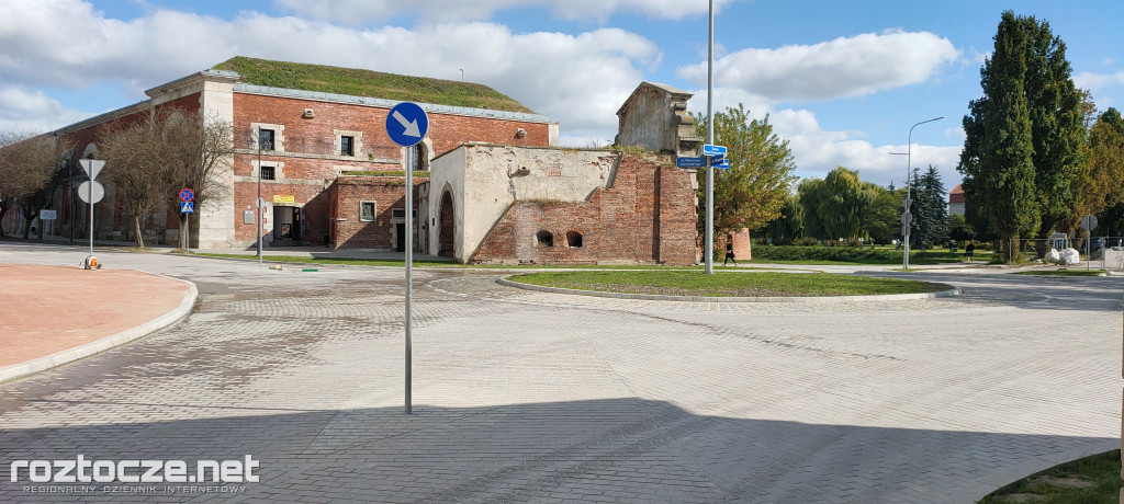 Remont Placu M. Stefanidesa i Placu Wolności w Zamościu