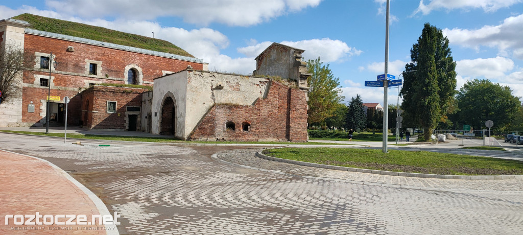 Remont Placu M. Stefanidesa i Placu Wolności w Zamościu