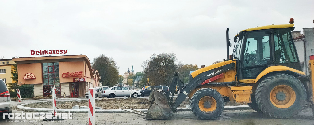 Przebudowa ulic Piłsudskiego - Sadowa - Peowiaków