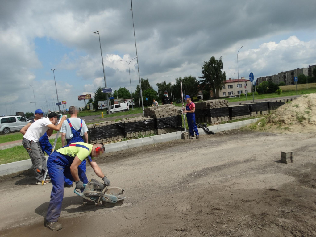 POWER – wiedza, praktyka, umiejętności, praca.