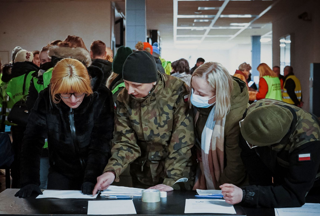 Lubelscy Terytorialsi wspierają punkty recepcyjne dla uchodźców
