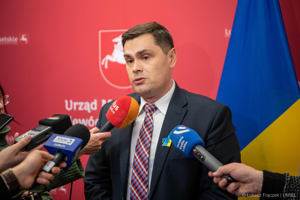 Marszałek powołał zespół ds. wsparcia dzieci i młodzieży z Ukrainy