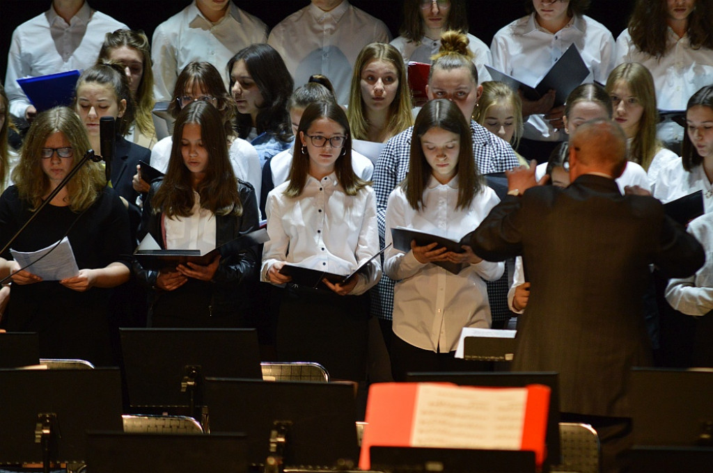 Charytatywny koncert dla Ukrainy - Państwowa Szkoła Muzyczna w Zamościu