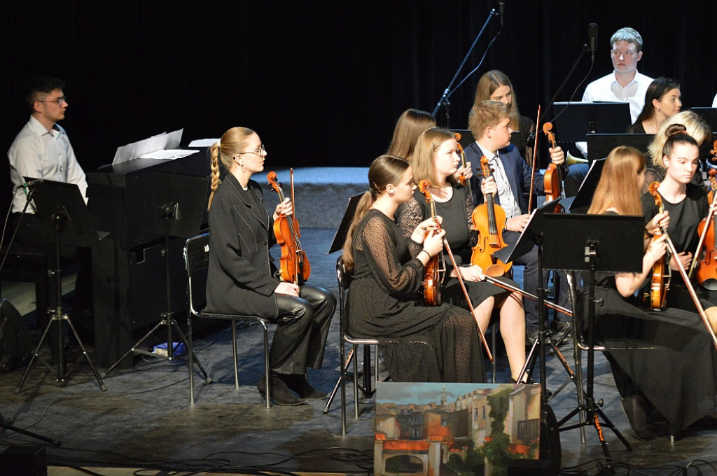 Charytatywny koncert dla Ukrainy - Państwowa Szkoła Muzyczna w Zamościu