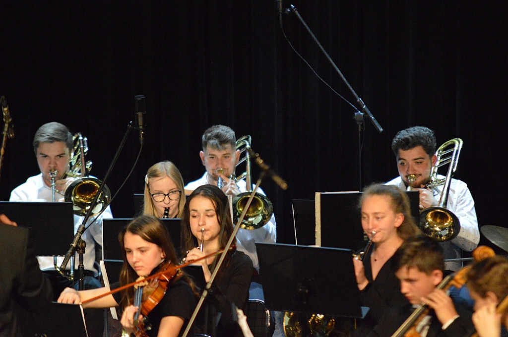 Charytatywny koncert dla Ukrainy - Państwowa Szkoła Muzyczna w Zamościu