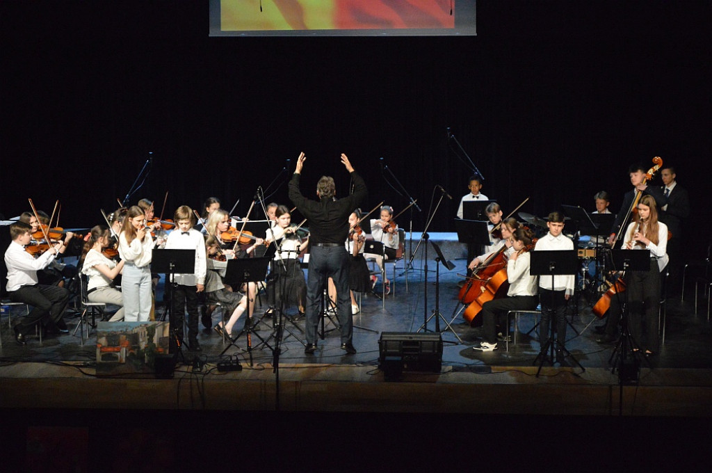 Charytatywny koncert dla Ukrainy - Państwowa Szkoła Muzyczna w Zamościu