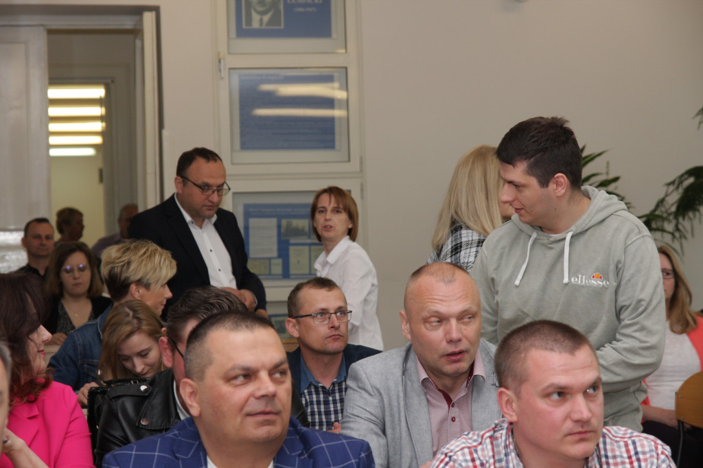 Nowe technologie w administracji i wojsku