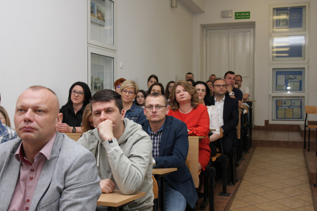 Nowe technologie w administracji i wojsku