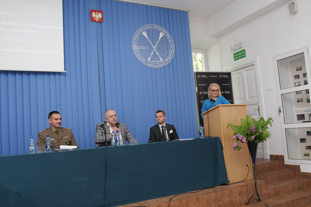 Nowe technologie w administracji i wojsku