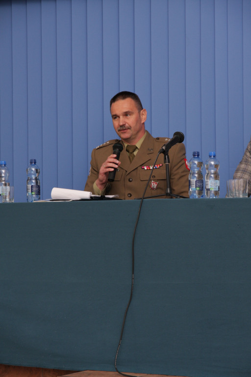 Nowe technologie w administracji i wojsku