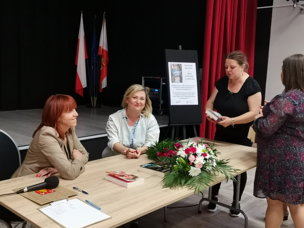 Czytam sobie - czytam Tobie, czyli o wielkiej roli książki w życiu człowieka