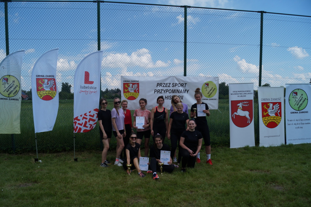Przez sport przypominamy o historii - turnieje w piłce siatkowej