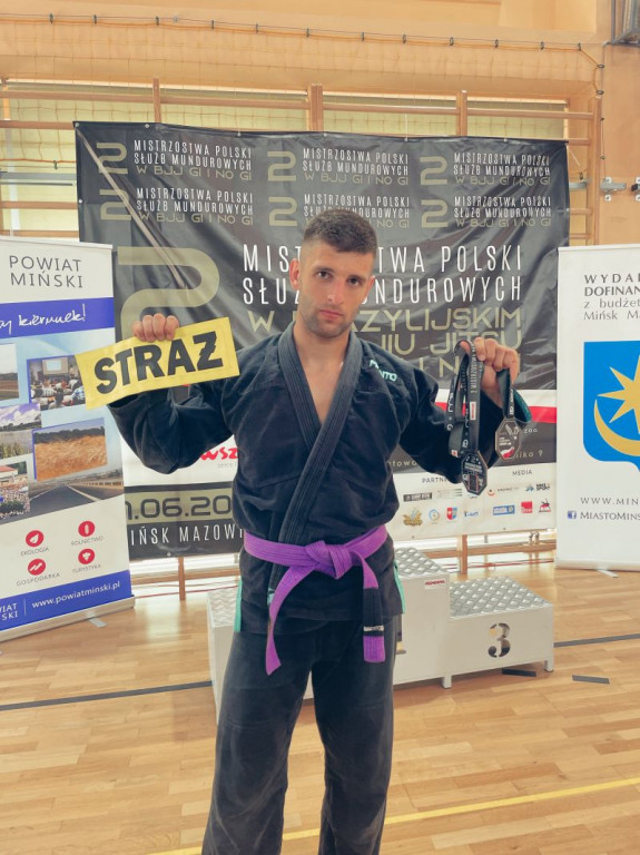PODWÓJNE MISTRZOSTWO W JIU-JITSU