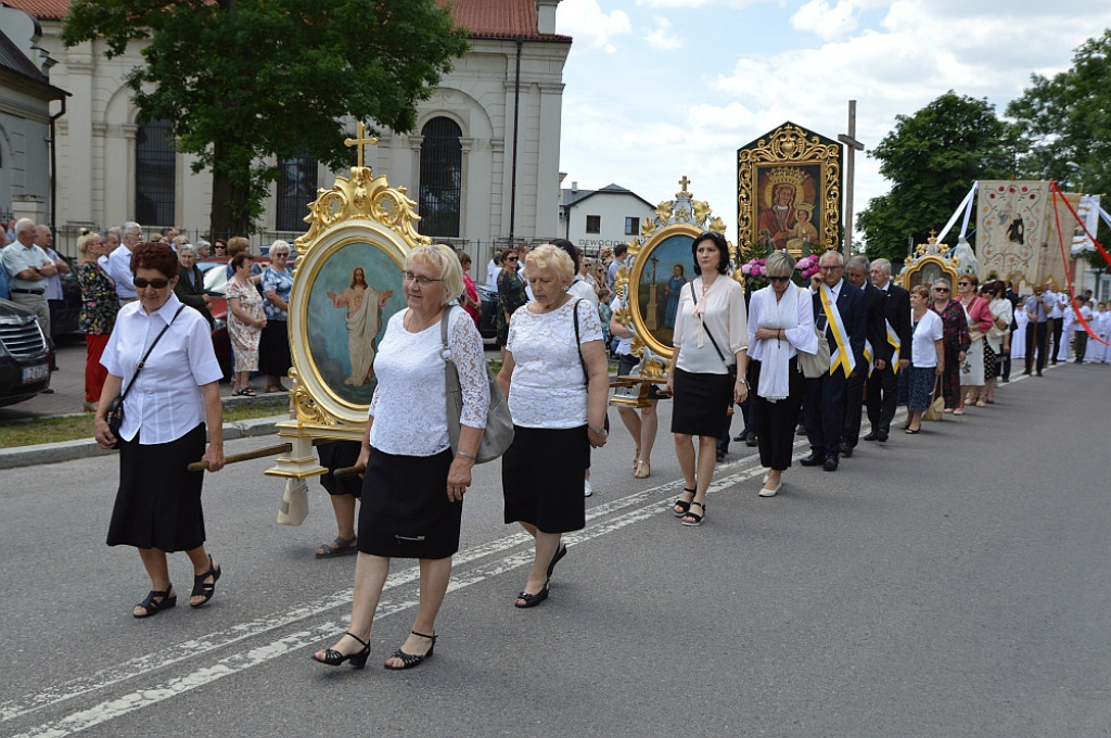 Ulicami miasta Zamość przeszły procesje Bożego Ciała
