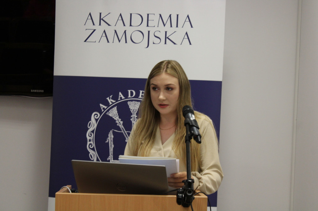 Cyberprzemoc, uzależnienie od mediów społecznościowych - Aktualia Pedagogiki 2022