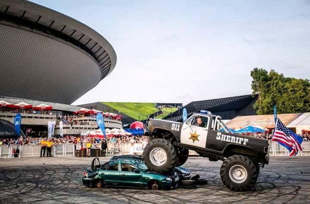 MONSTER TRUCK SHOW w Zamościu [KONKURS]