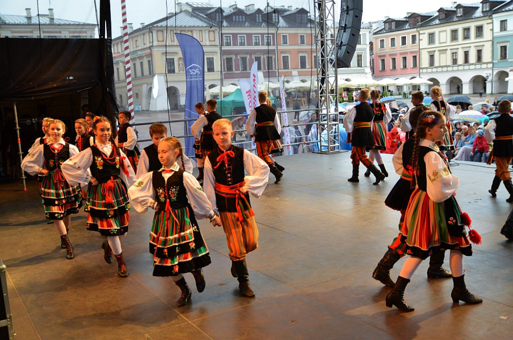 Koncert GOSPODARZE – GOŚCIOM - EUROFOLK - Zamość 2022 [cz. 1]