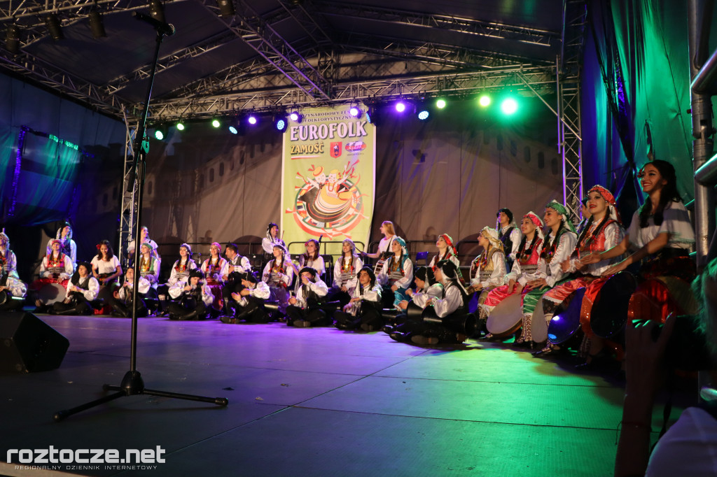 Korowód zespołów i koncert inauguracyjny EUROFOLK - Zamość 2022 [cz. 1]