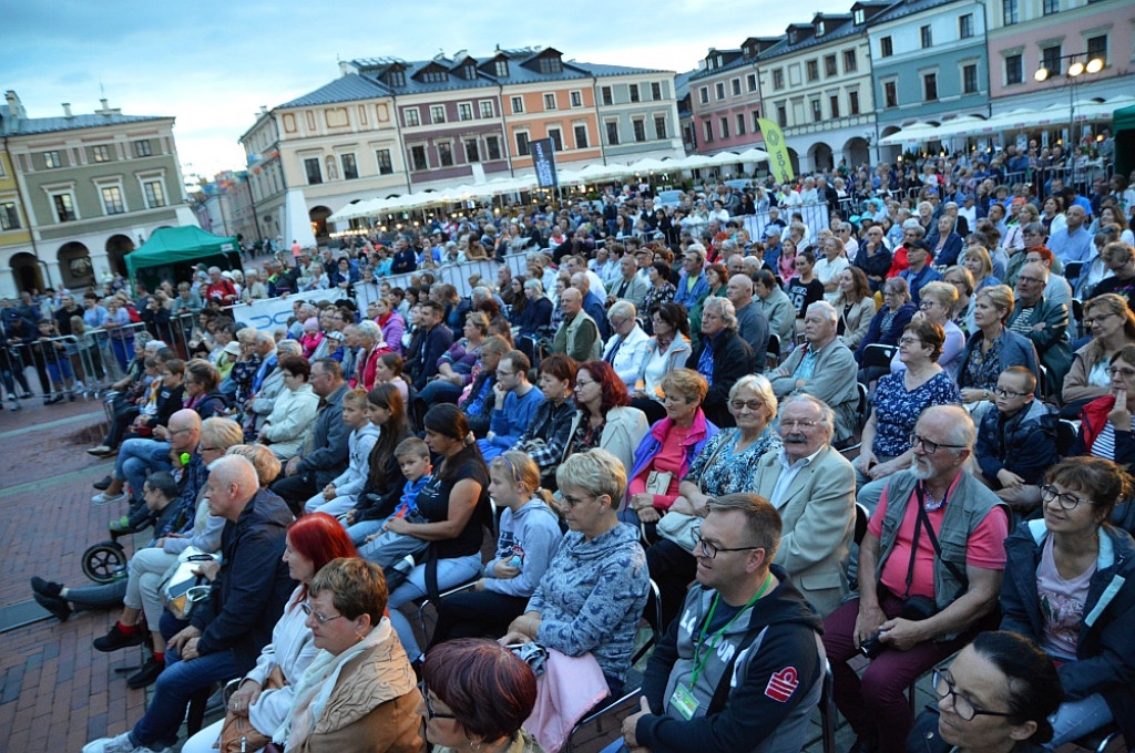 Korowód zespołów i koncert inauguracyjny EUROFOLK - Zamość 2022 [cz. 2]