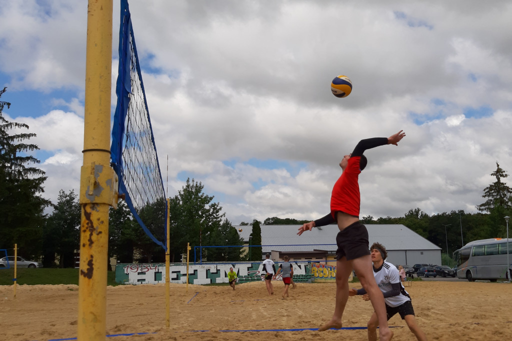 I TURNIEJ SIATKÓWKI PLAŻOWEJ MĘŻCZYZN LATO 2022
