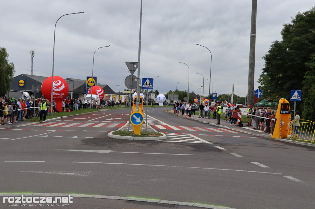 Finisz II etapu wyścigu kolarskiego Tour de Pologne w Zamościu
