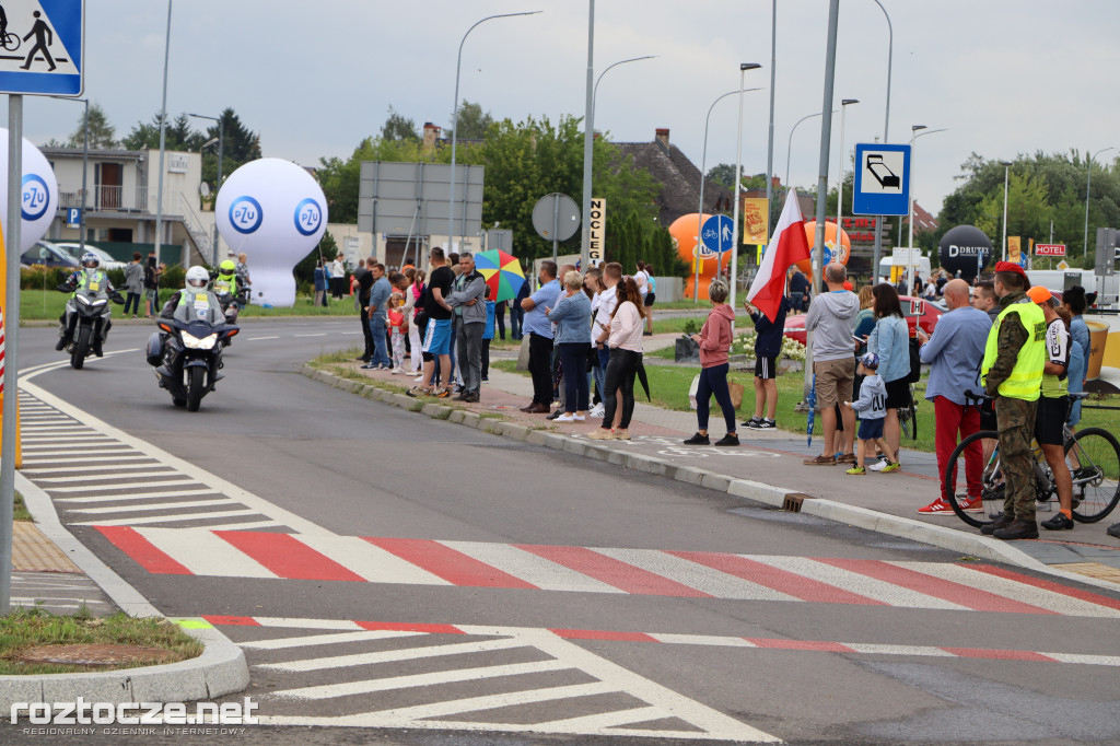 Finisz II etapu wyścigu kolarskiego Tour de Pologne w Zamościu