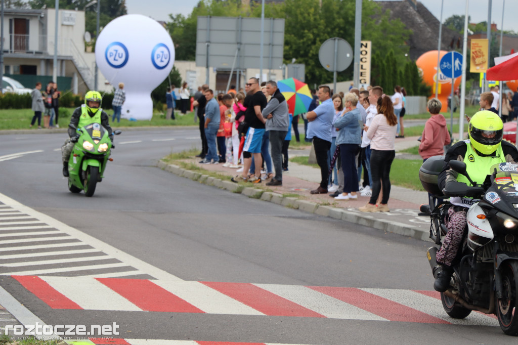 Finisz II etapu wyścigu kolarskiego Tour de Pologne w Zamościu