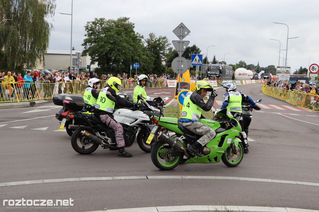 Finisz II etapu wyścigu kolarskiego Tour de Pologne w Zamościu