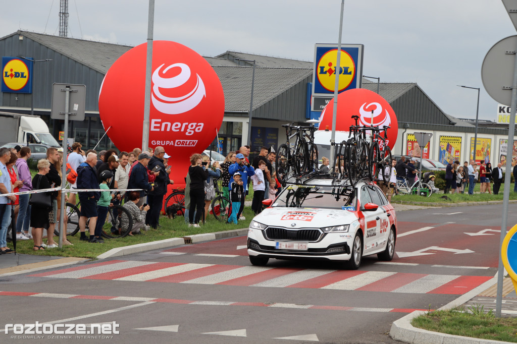 Finisz II etapu wyścigu kolarskiego Tour de Pologne w Zamościu