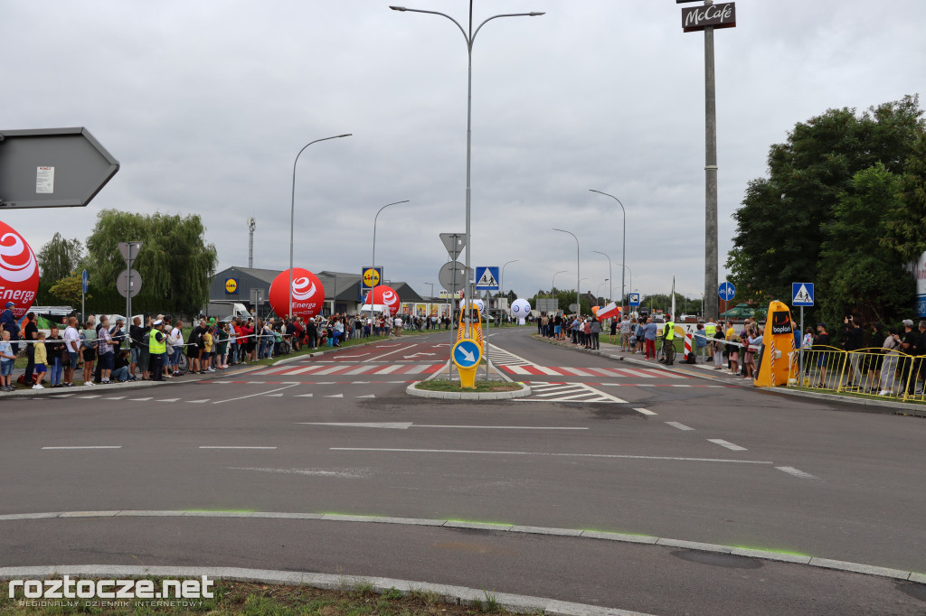 Finisz II etapu wyścigu kolarskiego Tour de Pologne w Zamościu