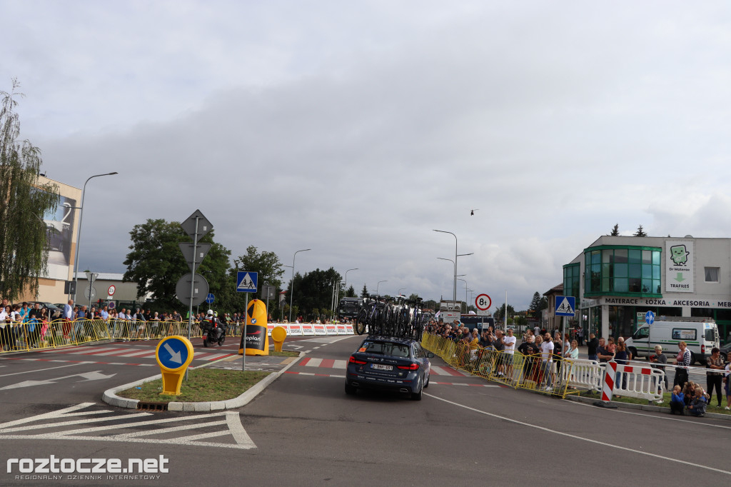 Finisz II etapu wyścigu kolarskiego Tour de Pologne w Zamościu