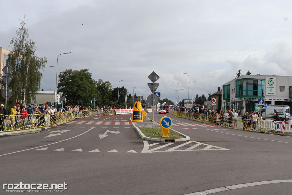 Finisz II etapu wyścigu kolarskiego Tour de Pologne w Zamościu