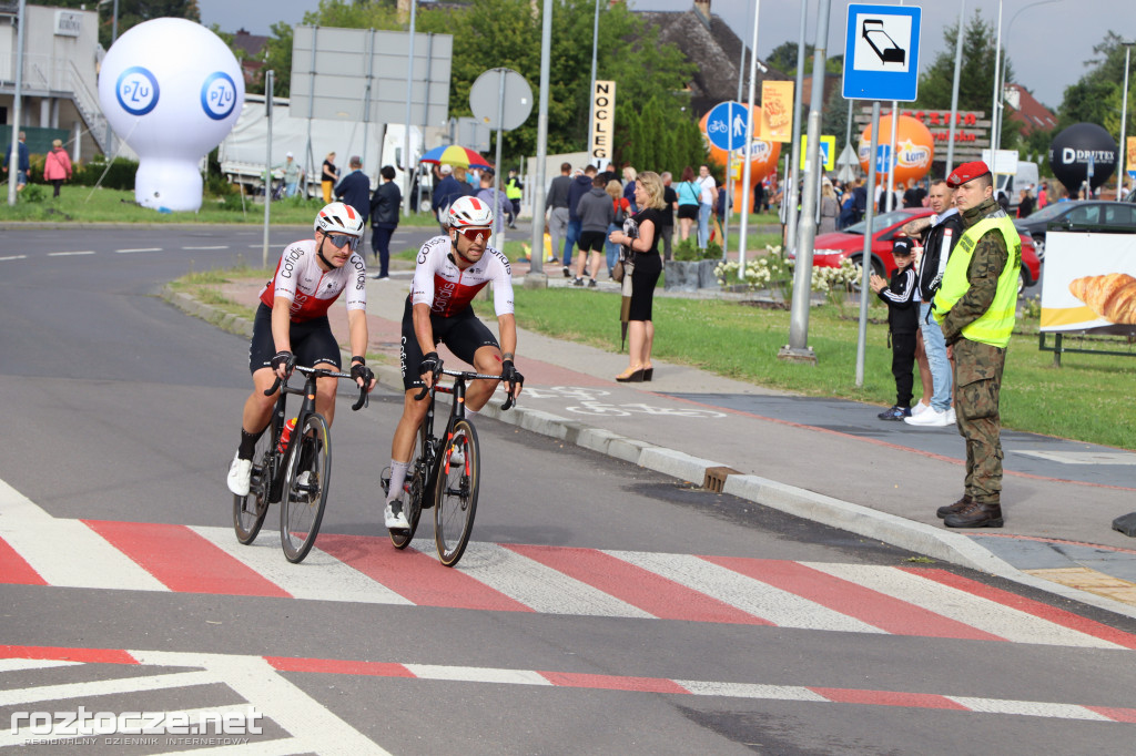 Finisz II etapu wyścigu kolarskiego Tour de Pologne w Zamościu