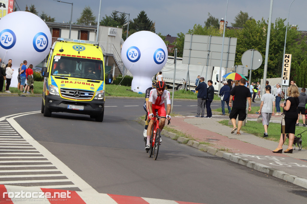Finisz II etapu wyścigu kolarskiego Tour de Pologne w Zamościu