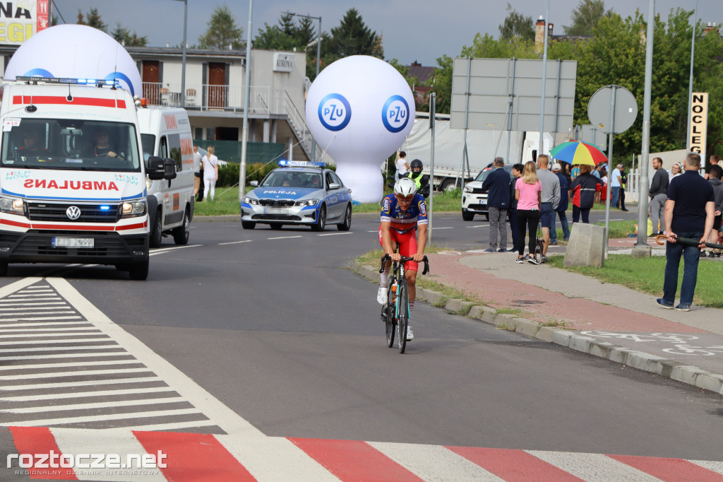 Finisz II etapu wyścigu kolarskiego Tour de Pologne w Zamościu